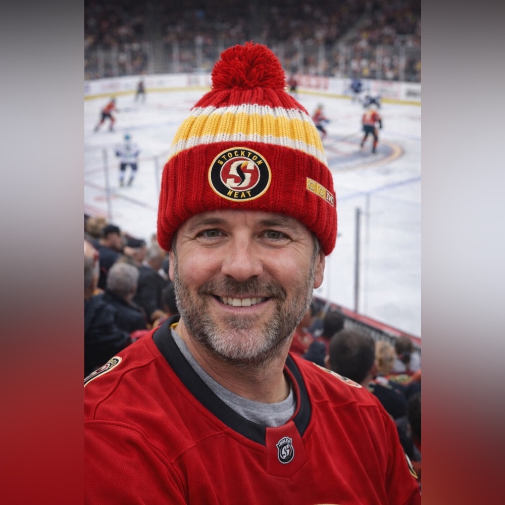 CCM UNISEX Stockton Heat Hockey Team Pom Fold-Over Beanie RARE!